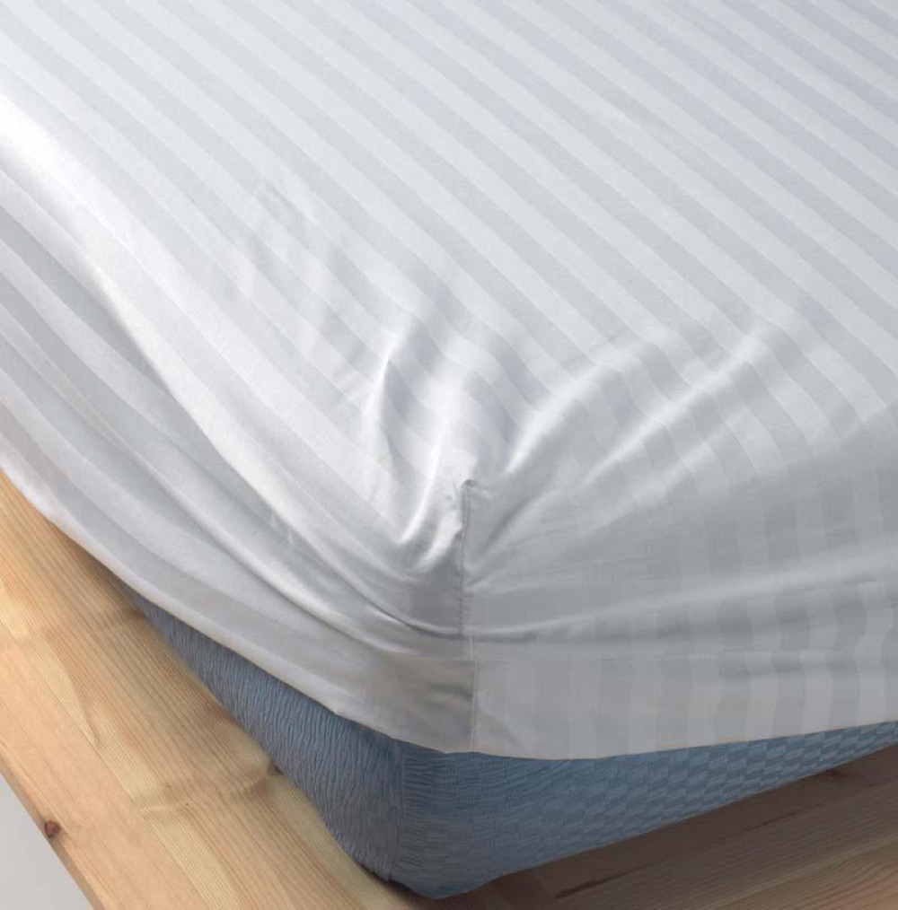 Paula cuti adjustable protector